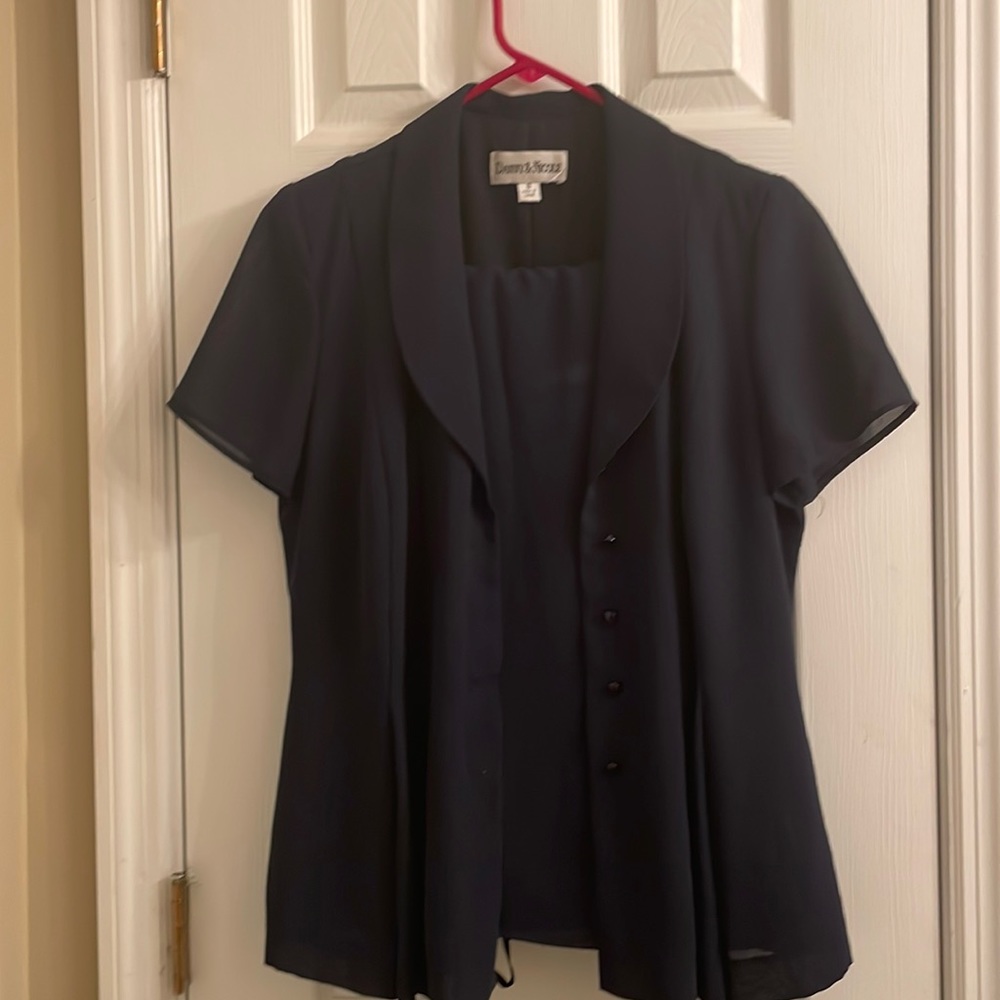 Two piece skirt set